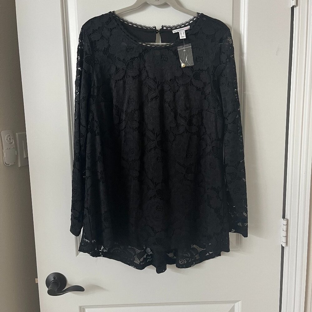 Isaac Mizrahi black lace bouse
